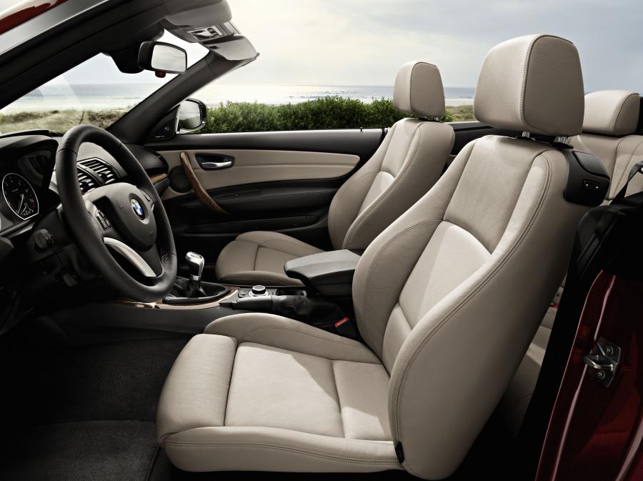  BMW 1-Series Convertible 2011 года  (фото 51 из 69)